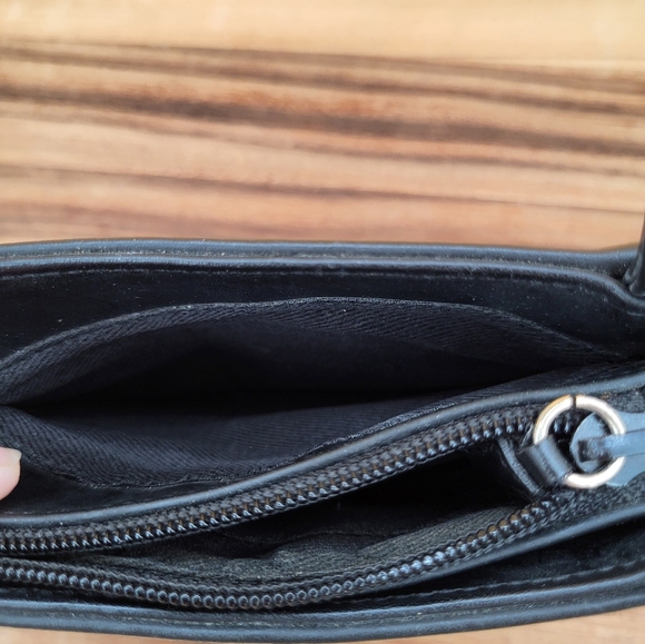 Nine West Black Shoulder Bag/Handbag with Detachable Strap - Picture 3 of 6